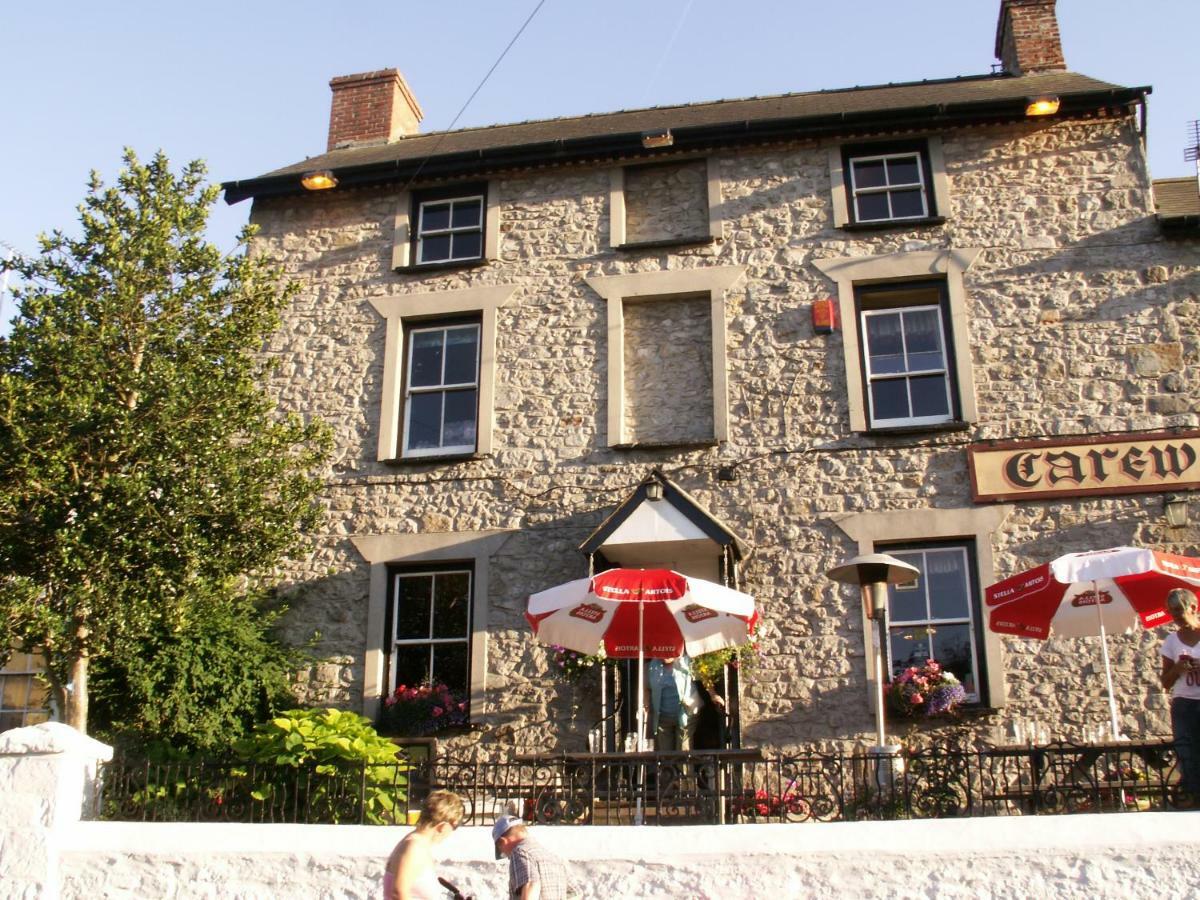 Carew Inn Εξωτερικό φωτογραφία
